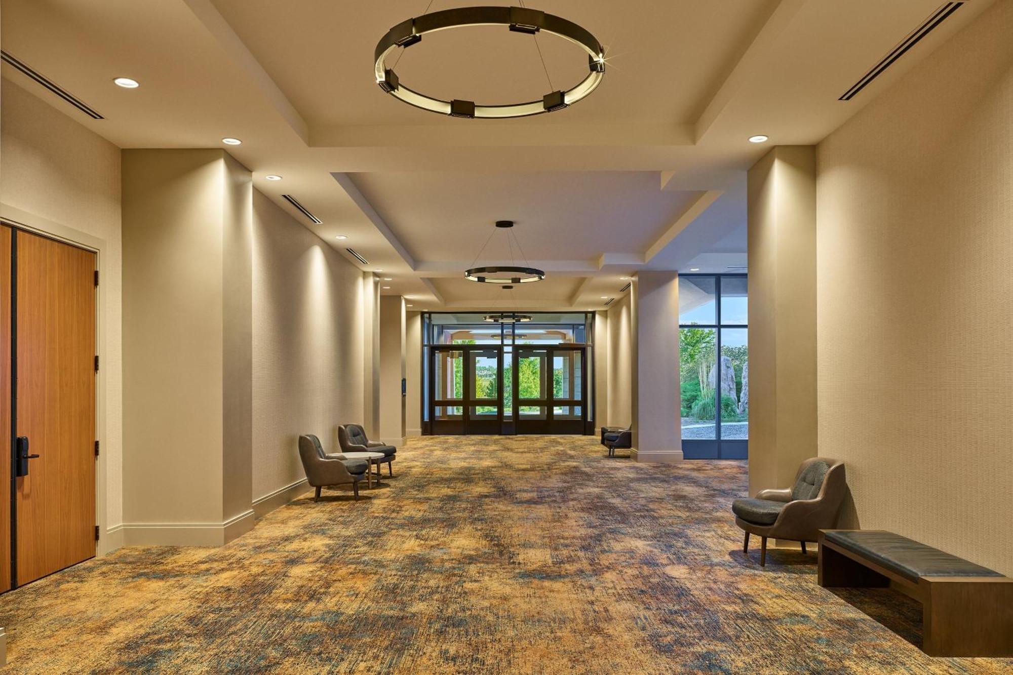 Отель The Westin Вестминстер Экстерьер фото
