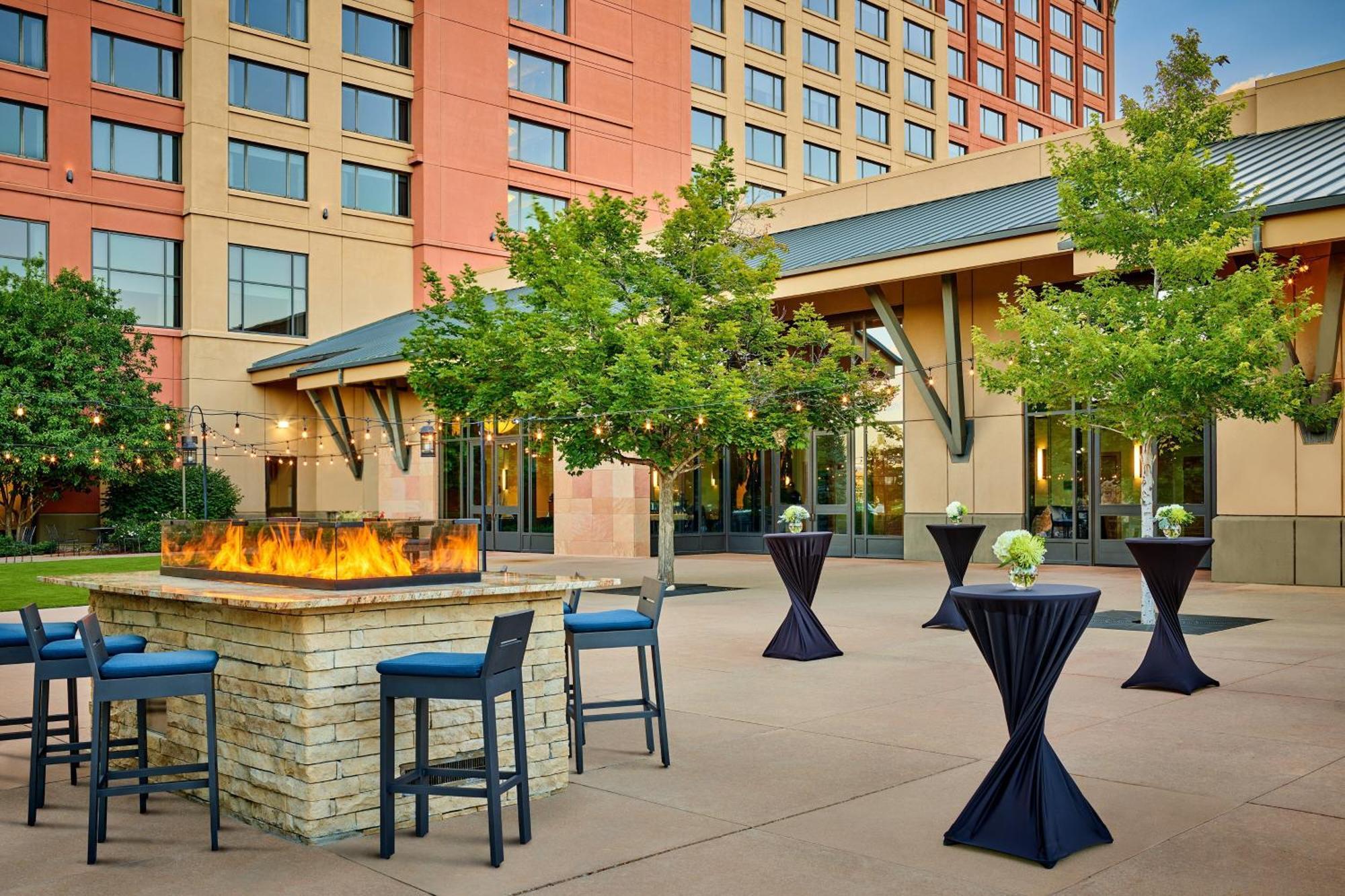 Отель The Westin Вестминстер Экстерьер фото